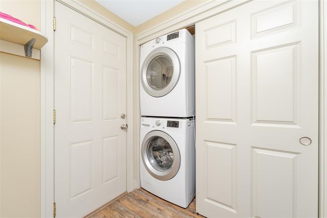 16 Park Street, Saugatuck, MI 49453