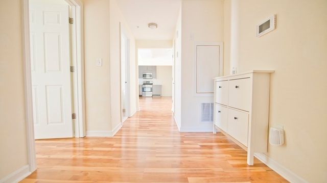 39 Bishop Joe L Smith Way 5, Boston, MA 02121