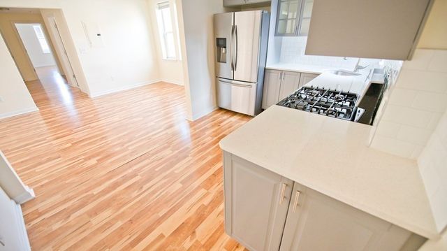 39 Bishop Joe L Smith Way 5, Boston, MA 02121