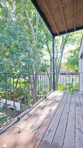 39 Bishop Joe L Smith Way 5, Boston, MA 02121