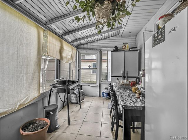 2071 Koper Drive, Sterling Heights, MI 48310