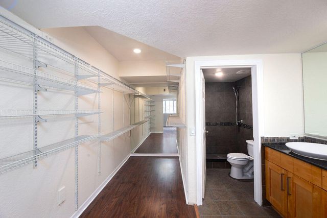 2400 Centergate Dr 202, Miramar, FL 33025