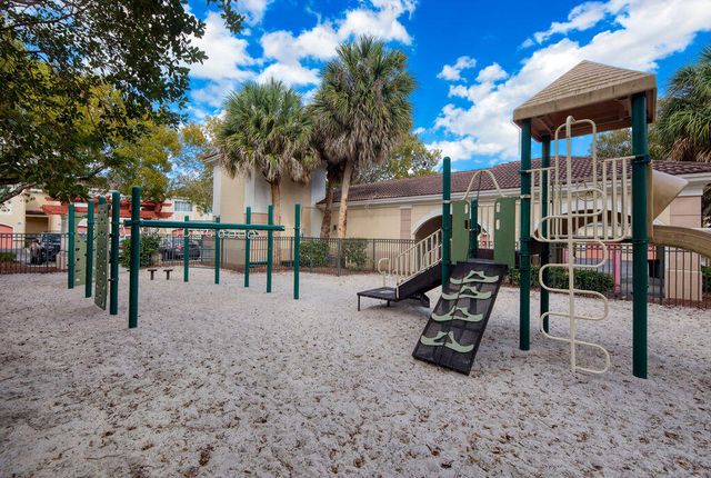 2400 Centergate Dr 202, Miramar, FL 33025