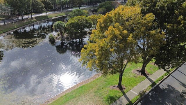 2400 Centergate Dr 202, Miramar, FL 33025