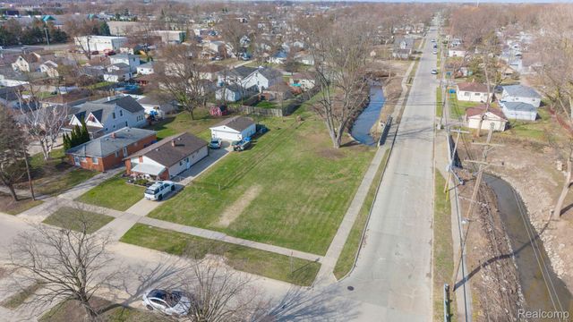 00 Merrick, Dearborn Heights, MI 48125