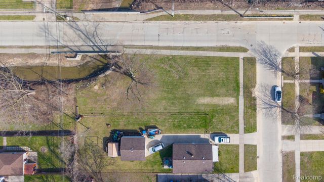 00 Merrick, Dearborn Heights, MI 48125