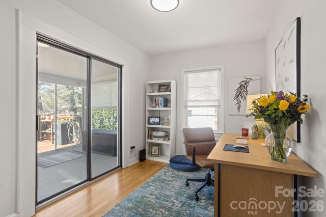 1223 Oakland Street, Hendersonville, NC 28792