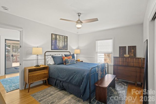 1223 Oakland Street, Hendersonville, NC 28792