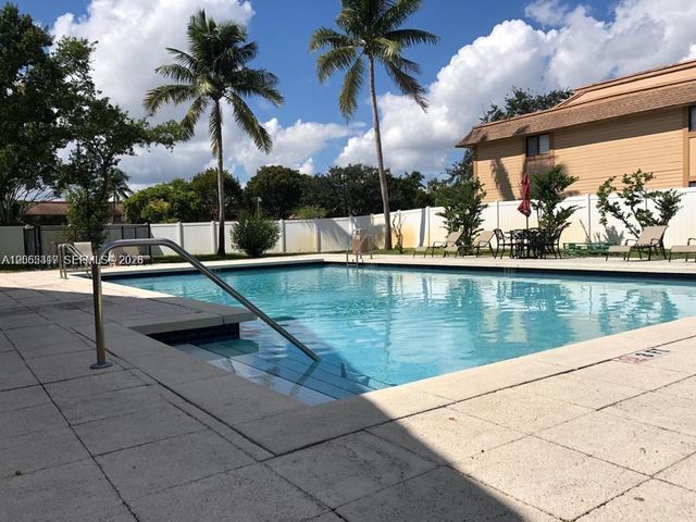 6195 NW 186th Street 403, Hialeah, FL 33015