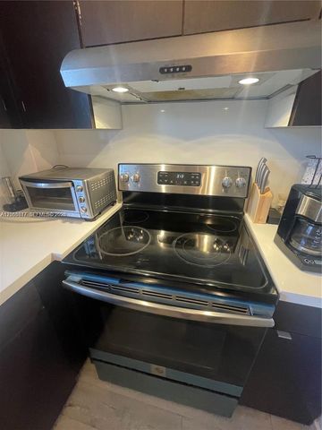 6195 NW 186th Street 403, Hialeah, FL 33015