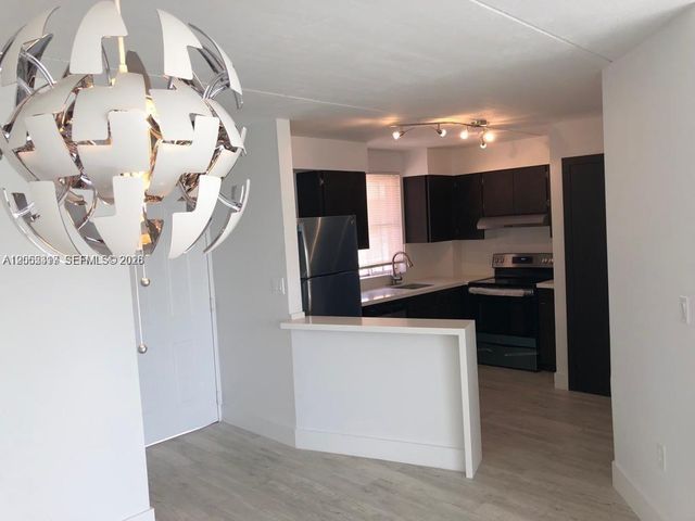 6195 NW 186th Street 403, Hialeah, FL 33015