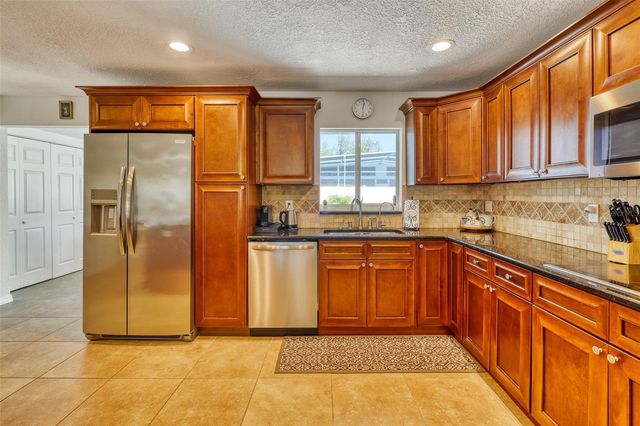 2605 SUNNYBROOK DRIVE, Sarasota, FL 34239