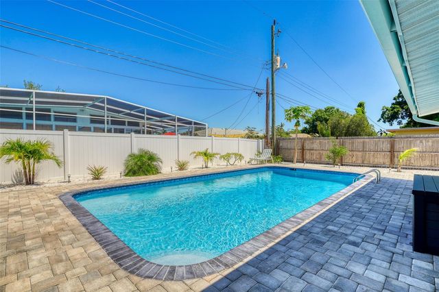 2605 SUNNYBROOK DRIVE, Sarasota, FL 34239