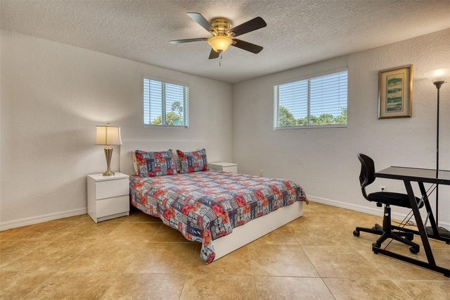 2605 SUNNYBROOK DRIVE, Sarasota, FL 34239