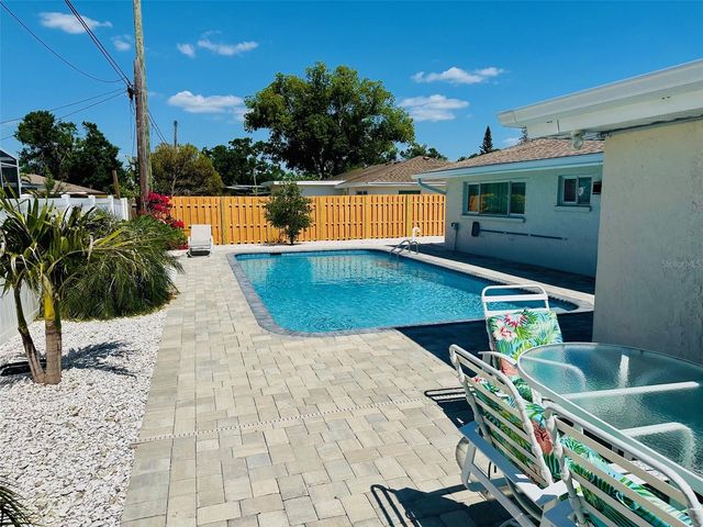 2605 SUNNYBROOK DRIVE, Sarasota, FL 34239