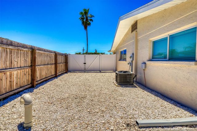 2605 SUNNYBROOK DRIVE, Sarasota, FL 34239