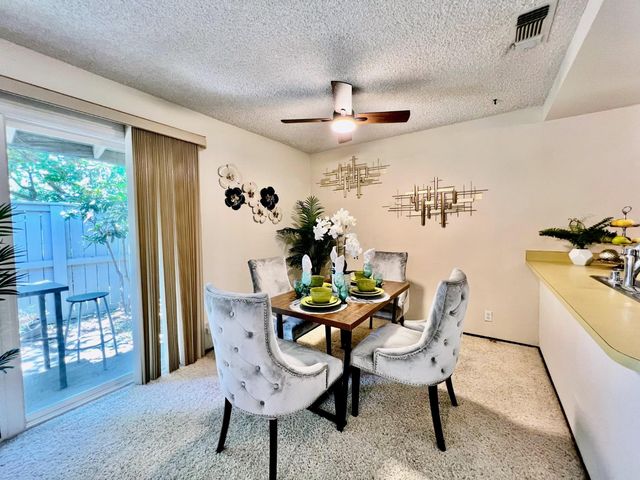 712 Roundtree Ct, Sacramento, CA 95831