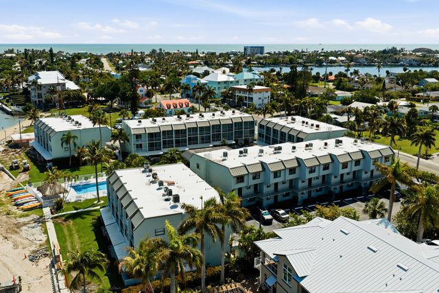 1300 Seaway Drive C7, Fort Pierce, FL 34949