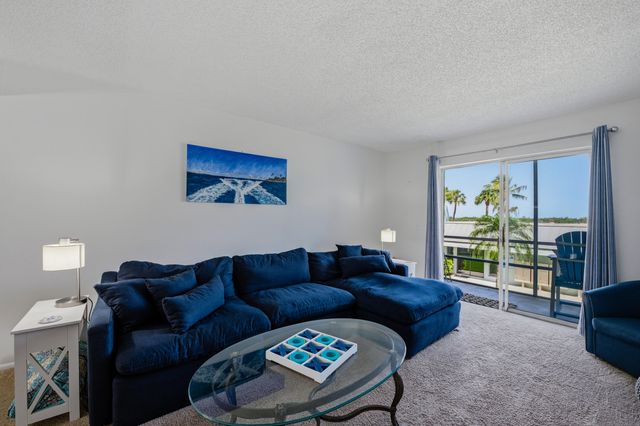 1300 Seaway Drive C7, Fort Pierce, FL 34949