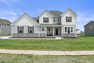 1603 Switchgrass STREET, Oconomowoc, WI 53066