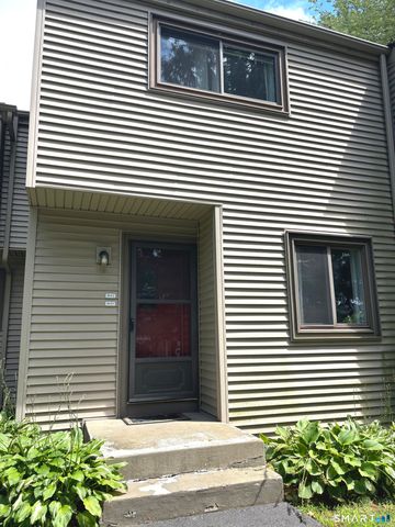19 Greenbriar Drive, Farmington, CT 06032