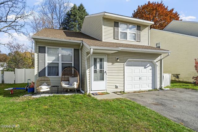 13 Weathercrest Drive, Scotia, NY 12302