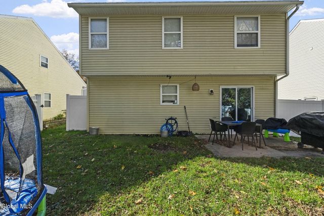 13 Weathercrest Drive, Scotia, NY 12302