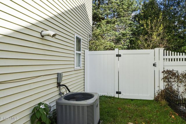 13 Weathercrest Drive, Scotia, NY 12302