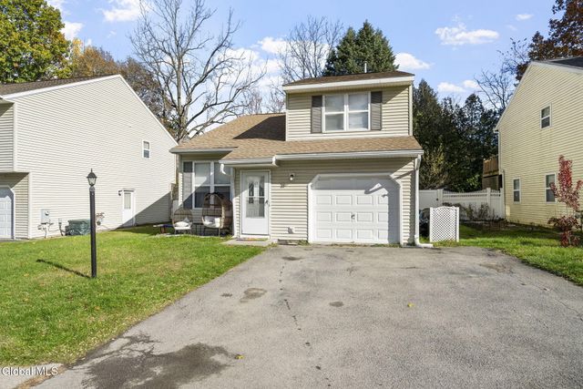 13 Weathercrest Drive, Scotia, NY 12302