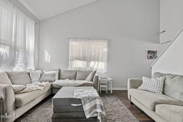 13 Weathercrest Drive, Scotia, NY 12302