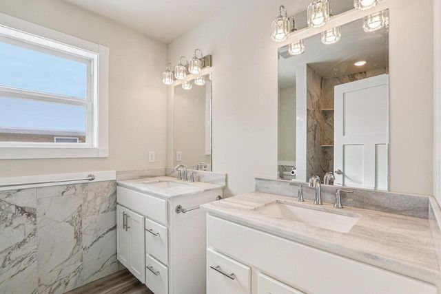 8106 Monroe STREET, Burlington, WI 53105