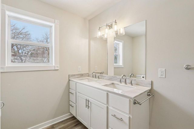 8106 Monroe STREET, Burlington, WI 53105