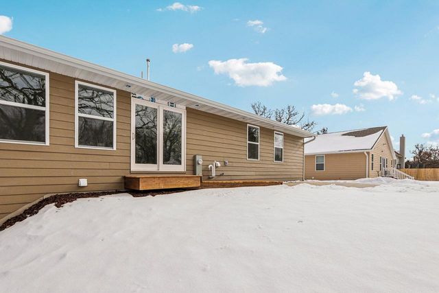 8106 Monroe STREET, Burlington, WI 53105