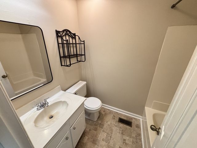 221 Bass Dr, Mount Juliet, TN 37122