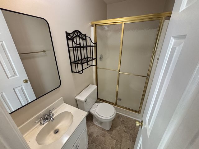 221 Bass Dr, Mount Juliet, TN 37122