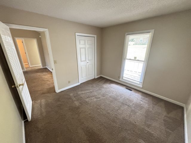 221 Bass Dr, Mount Juliet, TN 37122