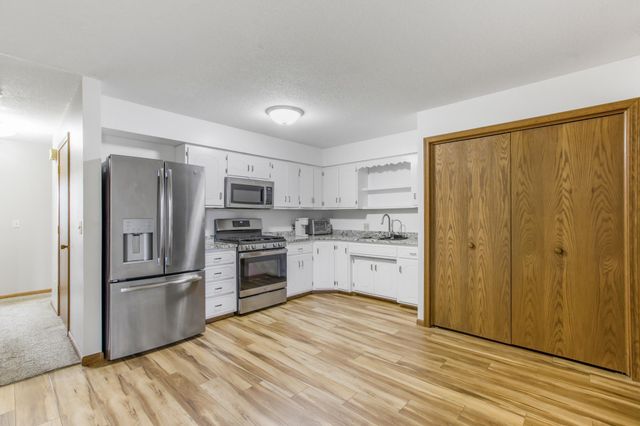 381 Spruce Street, Paynesville, MN 56362