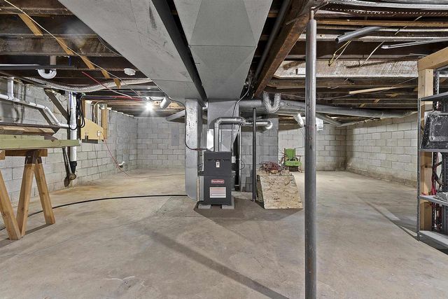 N11144 BUNNY BAY LANE, Crivitz, WI 54114