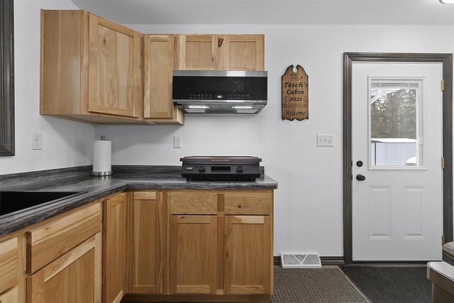 N11144 BUNNY BAY LANE, Crivitz, WI 54114