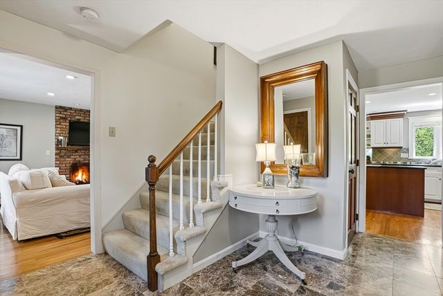 5 Diane Dr, Medway, MA 02053