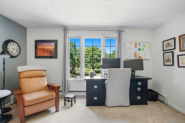 5 Diane Dr, Medway, MA 02053