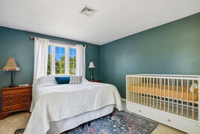 5 Diane Dr, Medway, MA 02053