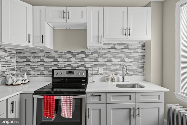 13 MILL ST, Darby, PA 19023