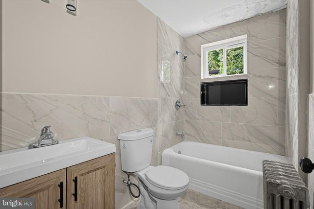 13 MILL ST, Darby, PA 19023