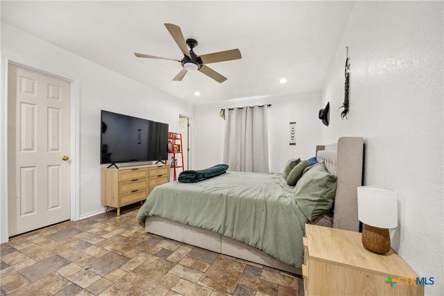 1217 E Avenue H, Nolanville, TX 76559