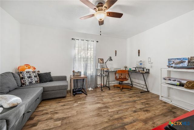 1217 E Avenue H, Nolanville, TX 76559