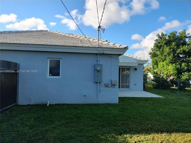 10169 SW 171st St, Miami, FL 33157