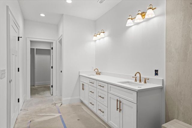 107 W Riley West Street, Chatsworth, GA 30705