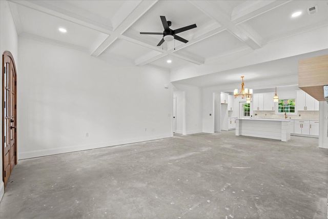 107 W Riley West Street, Chatsworth, GA 30705