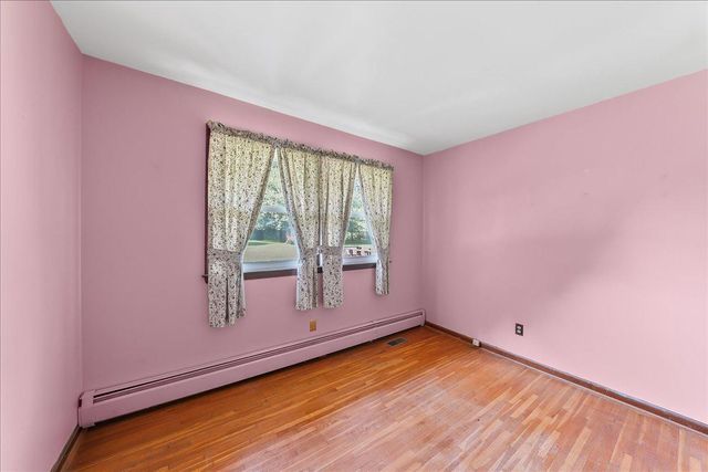 204 SKYCREST DR, Landenberg, PA 19350